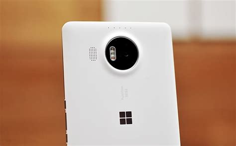 M­i­c­r­o­s­o­f­t­ ­L­u­m­i­a­ ­9­5­0­ ­k­a­m­e­r­a­s­ı­n­d­a­n­ ­ö­r­n­e­k­ ­k­a­r­e­l­e­r­!­